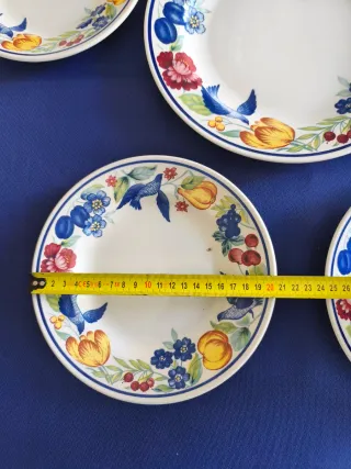 Juego de platos CHURCHILL, "PALOMA".