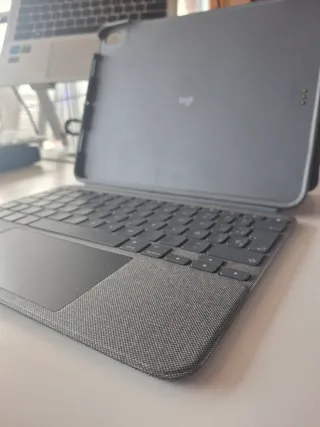 Funda Teclado Logitech Combo Touch iPad