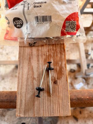 Tornillos Onduline Easyfix Negros 250unid