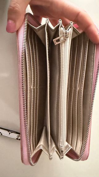 Cartera Guess Rosa con Correa