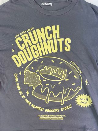 Camiseta Zara Crunch Doughnuts gris