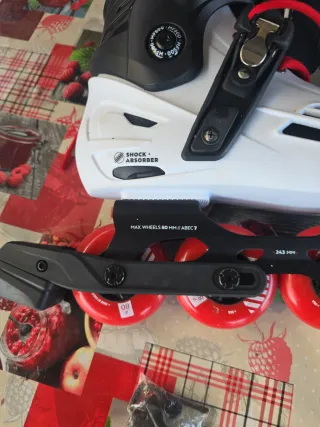 Patines en línea blancos y rojos talla 43