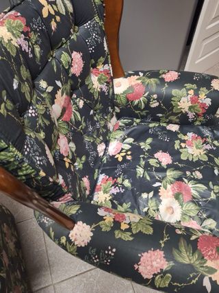 DOS butacas floral tela y madera - LUGO