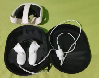 Meta Quest 3 con accessori