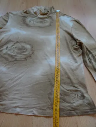 Camiseta Simorra Beige/Marrón Manga Larga