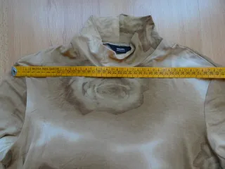 Camiseta Simorra Beige/Marrón Manga Larga