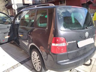 Volkswagen Touran 2005 Automático – 2.0 TDI – 4.50
