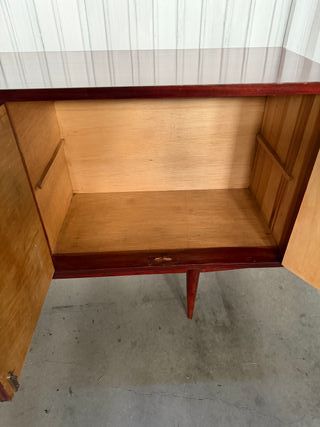 Aparador vintage restaurada