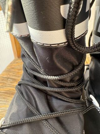 Dopo sci classico, elegante e molto robusto.