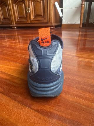 Nike Air Max SNDR Blanco Azul Naranja