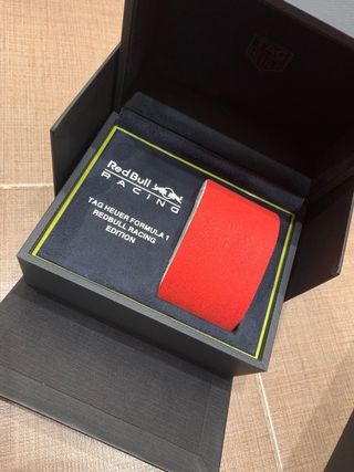 Caja TAG Heuer Red Bull Racing Edition