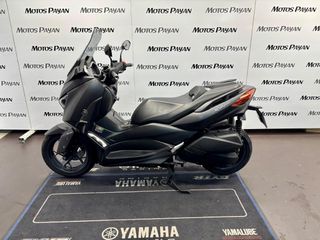 Yamaha X Max 300