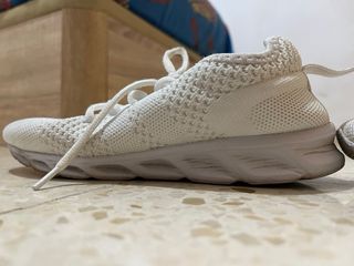 Zapatillas Deportivas Blancas - Transpirables y Li