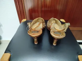 Zapatos ARFENTA dorados slingback