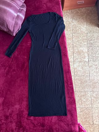 Vestido largo negro manga larga