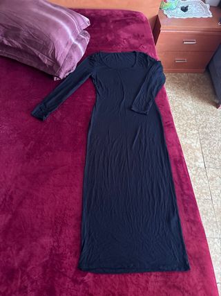 Vestido largo negro manga larga