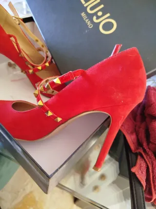 Scarpe tacco rosse Liu Jo con borchie