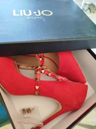 Scarpe tacco rosse Liu Jo con borchie
