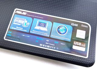 Portátil ASUS i3 4GB RAM 128GB SSD