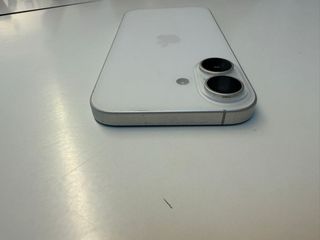 iPhone 16 128GB Plata