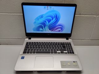 Notebook ASUS Intel SSD 512GB Ram 8GB Borsa Mouse