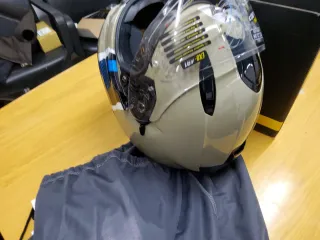 Casco nuevo Scorpion EXO-491 Talla L en su caja