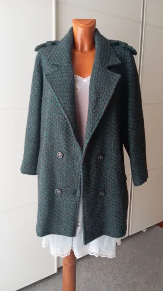 Abrigo vintage gris y verde