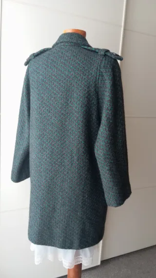 Abrigo vintage gris y verde