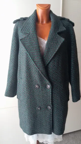 Abrigo vintage gris y verde
