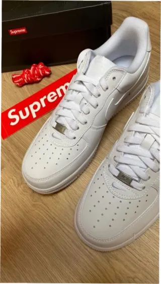 Nike Air Force 1 x Supreme Talla 42