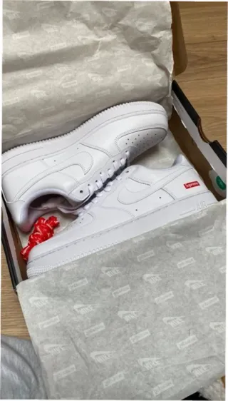 Nike Air Force 1 x Supreme Talla 42