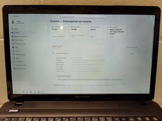 Packard Bell AMD SSD 240GB Ram 8GB 17.3 Pollici