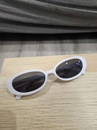 Gafas de sol redondas negras