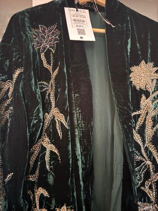 Kimono corto terciopelo bordado