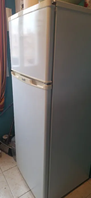 Nevera blanca URGE VENDER POR MUDANZA