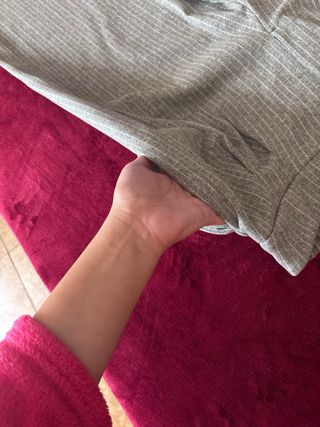 Pantalón gris de pinzas ancho