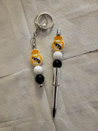 Lote Real Madrid llavero y bolígrafo