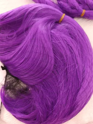 Peluca K-POP Morada .Nueva