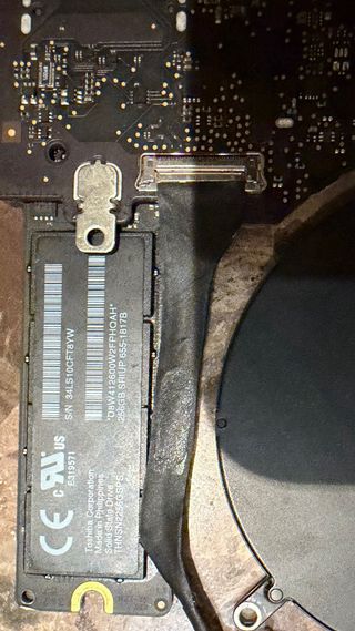 Placa base MacBook Pro 15 2015 +ssd 256 gb