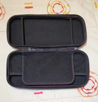 Funda Transporte + 2 Cristales Templados SWITCH 2