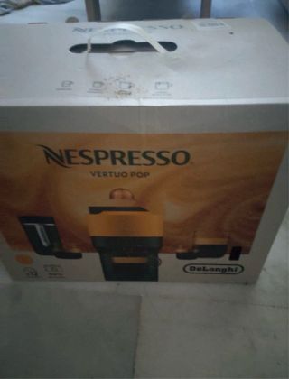Cafetera Nespresso Vertuo Pop Delonghi Naranja