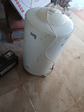 Calentador de agua Teka blanco