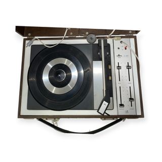 Tocadiscos Vintage Cosmo B-3810