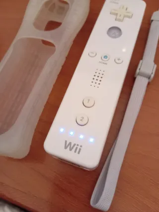 Mando Wii con funda protectora