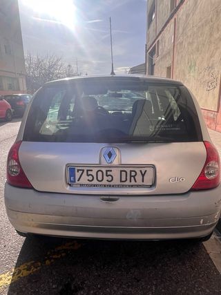 Renault Clio 2004