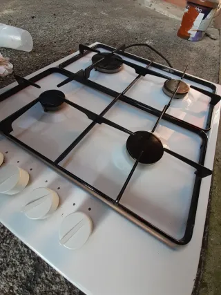 Placa de cocina a gas natural blanca