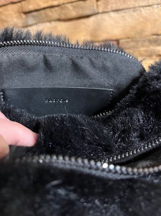 Bolso negro Parfois peludo