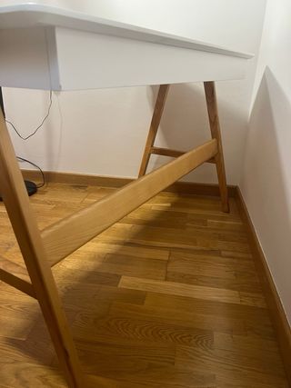 Scrivania Dyana bianca e in legno