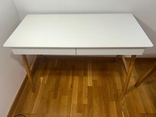 Scrivania Dyana bianca e in legno