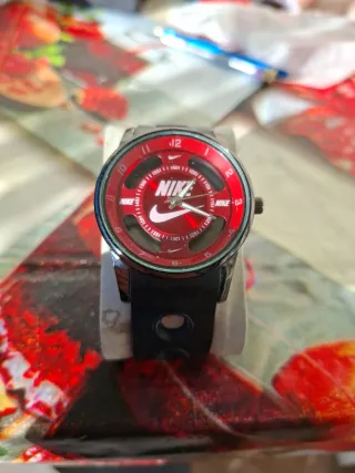 Orologio Nike Rosso e Nero